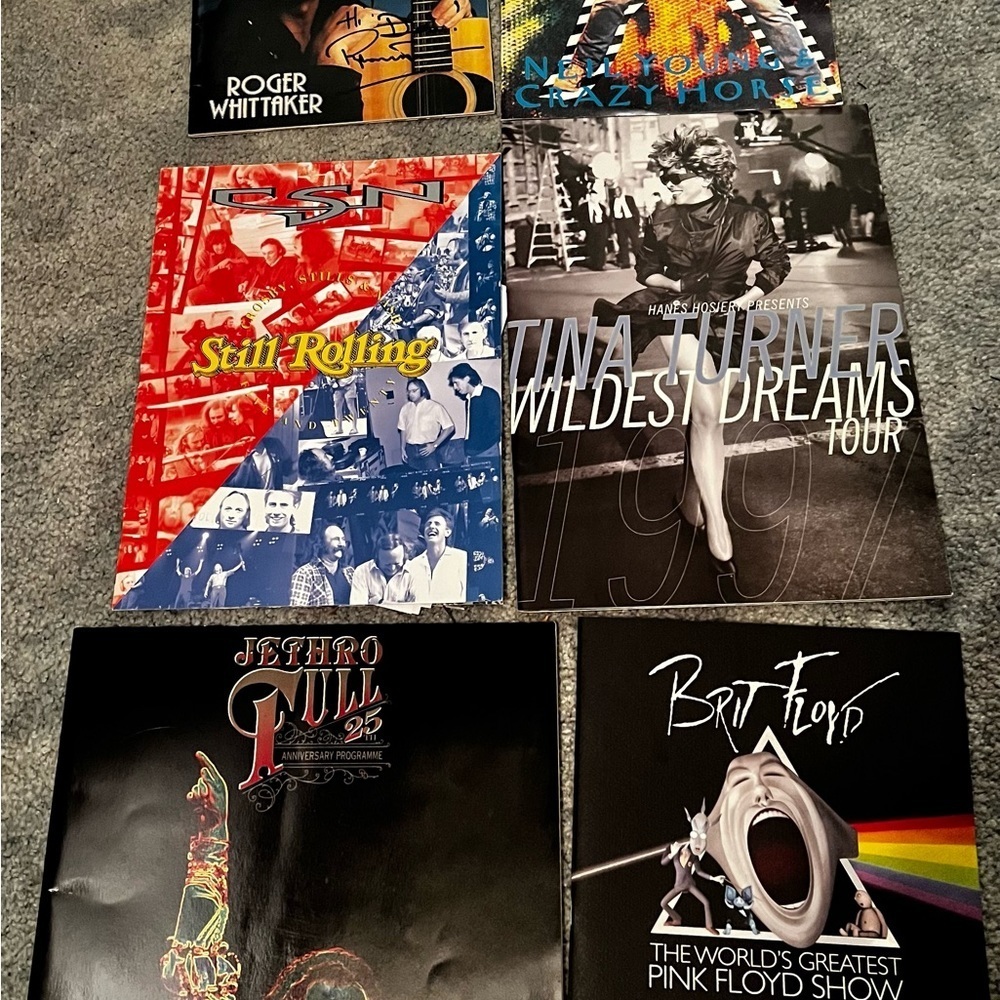 Various rock concert programmes - Picture 2 of 6